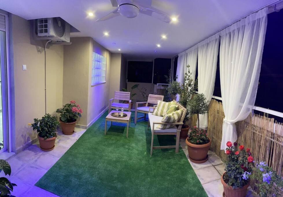 Flowery Penthouse In City Centre Of 塞萨洛尼基 外观 照片